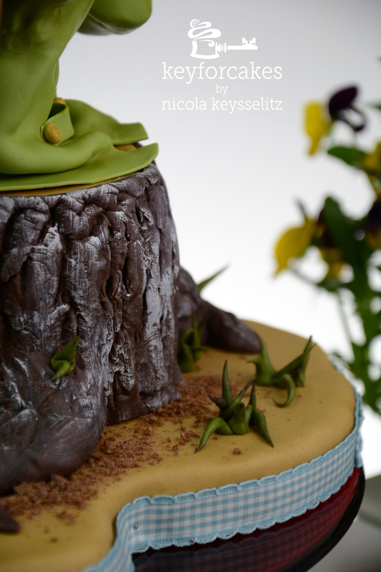 Auftragsarbeit zum 10 jährigen Jubiläum einer Reitherrin, Zuckerfigur mit Hunden