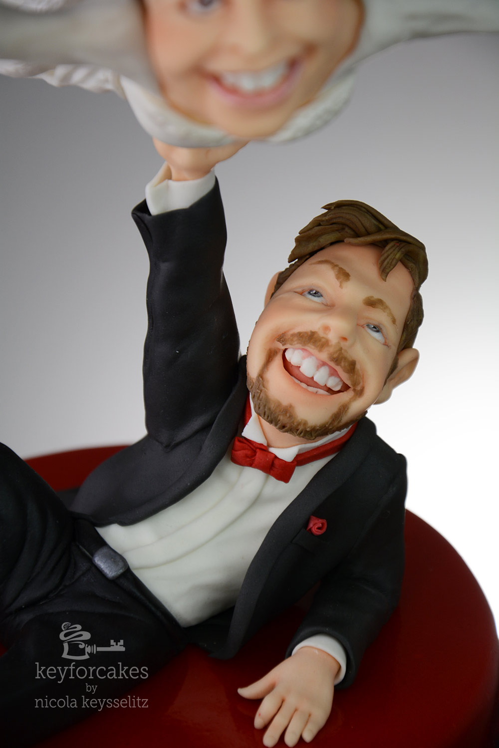 Die fliegende Braut - Aurtragsfiguren aus Fondant - der Bräutigam